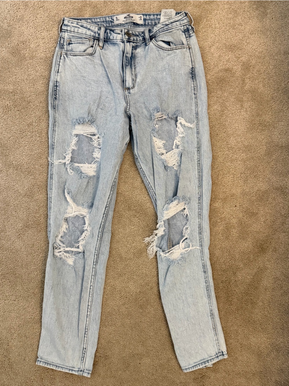 Hollister High Rise Mom Jean - Picture 2 of 6
